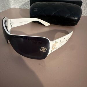 CHANEL Black and White Sunglasses with Gold Accents